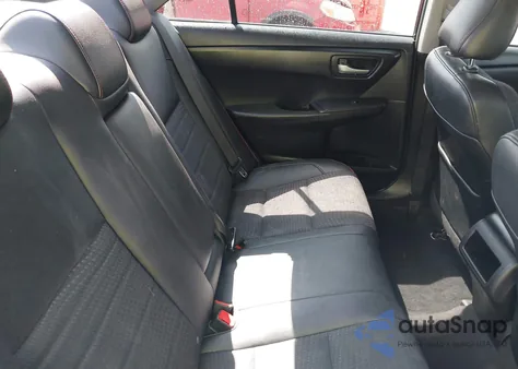 2015 Toyota Camry Se z USA, uszkodzony, nr VIN 4T1BF1FK3FU079182